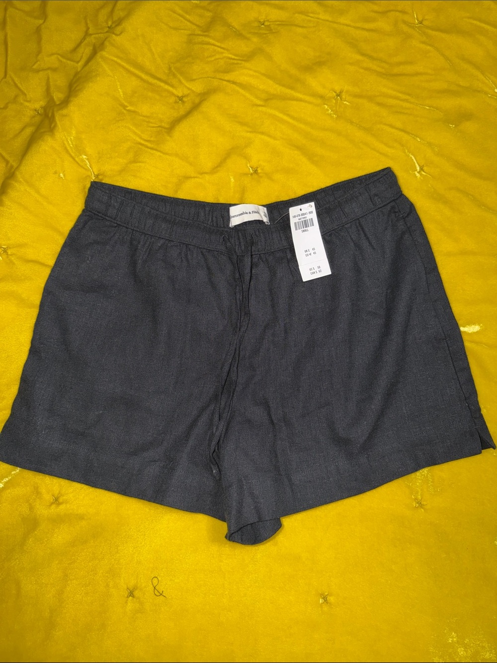 Abercrombie & Fitch black linen shorts